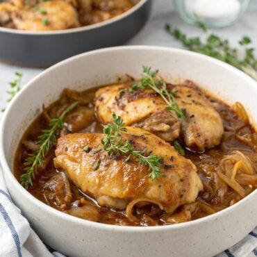 Slow Cooker French Onion Chicken