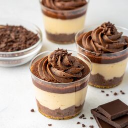 Chocolate Cheesecake Dessert Cups